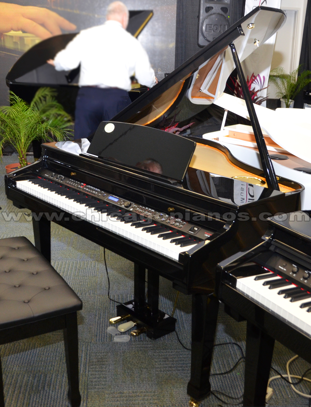 Samick Digital Pianos from Chicago Pianos . com